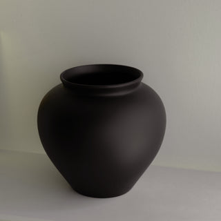 Natural Presentation Urn