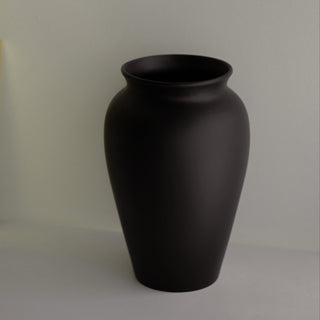Natural Presentation Urn